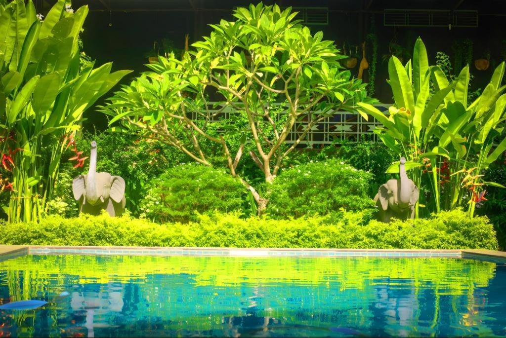 Hotel Ladear Angkor Boutique Siem Reap Esterno foto